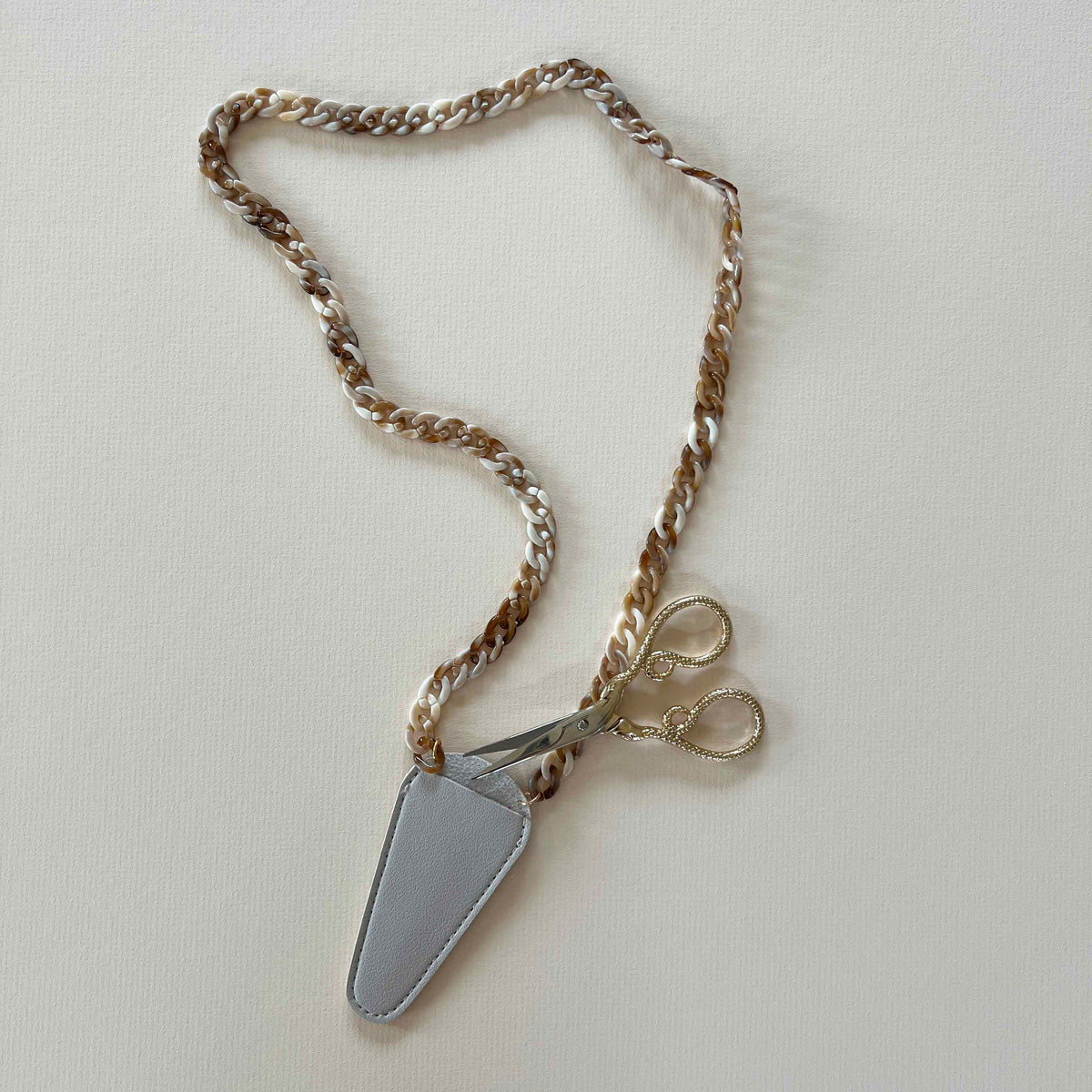 Resin Scissor Necklace Holder - Antique White Tortoise – Thread Honey