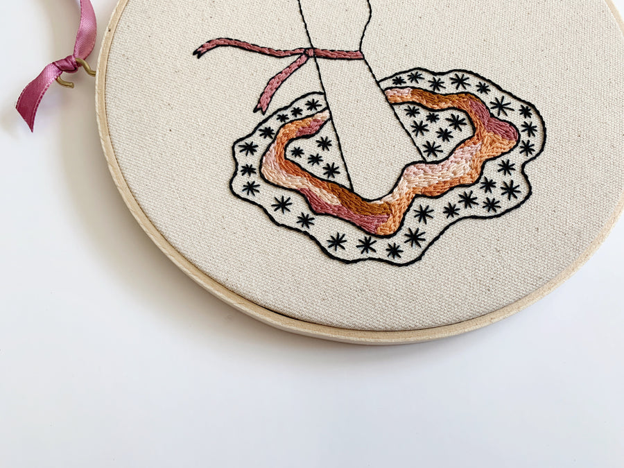 Morning Dew - Embroidery Hoop Pattern